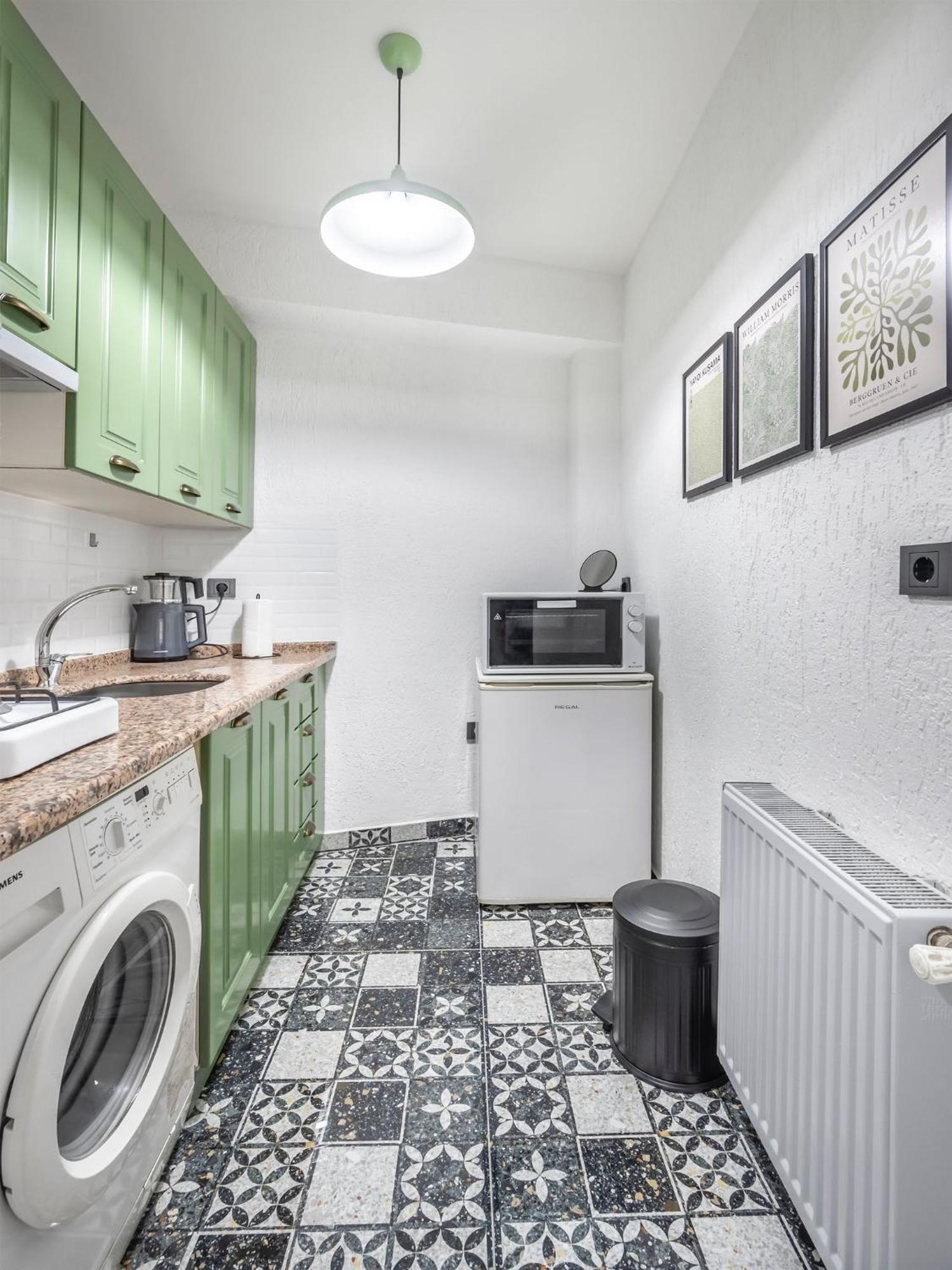 Galata Five Apartments Истанбул Екстериор снимка